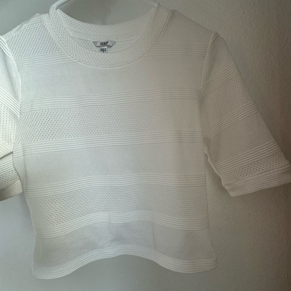GUESS White Mesh Short Sleeved Crop Top Blouse Women's Size small